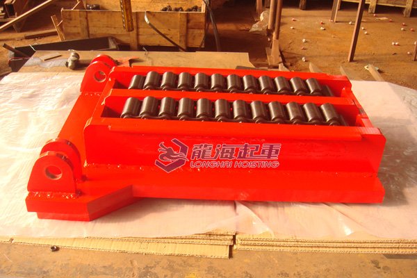 重型設(shè)備移運(yùn):雙排輪滾輪小車定制實(shí)物 重型設(shè)備移運(yùn):雙排輪滾輪小車定制實(shí)物